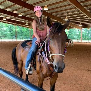 Meet your Posher, Eliana